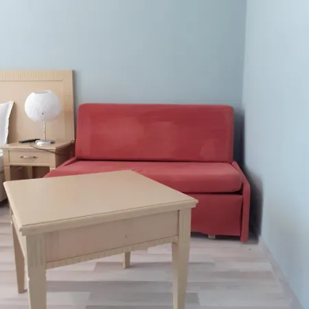 Apartamento двустаен в *