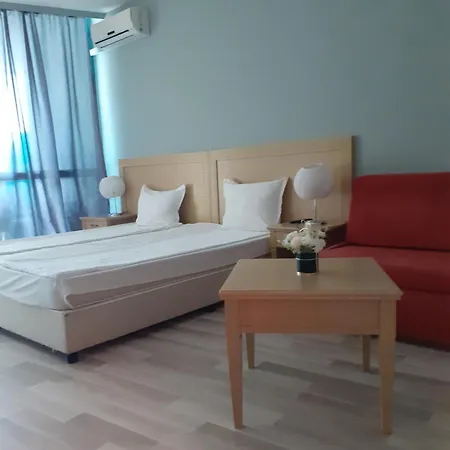 двустаен в Apartamento Primorsko
