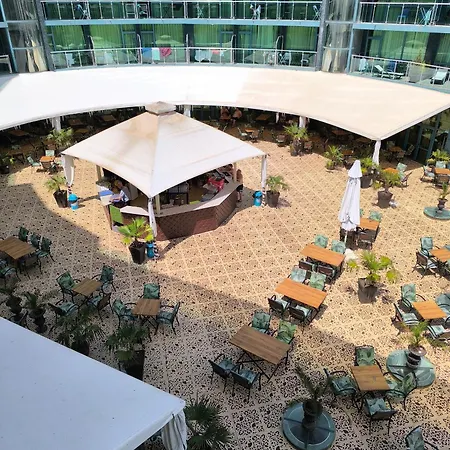 Апартаменты двустаен в *