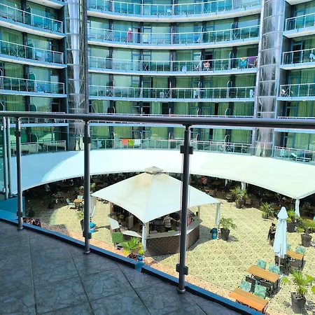 двустаен в Lägenhet *