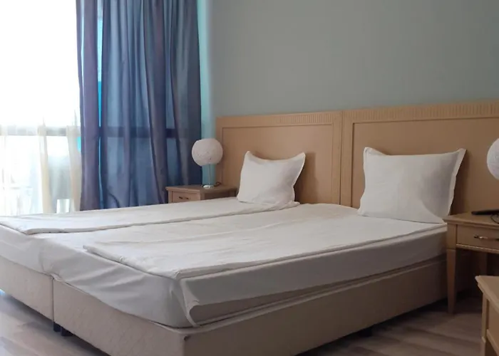 двустаен в Lägenhet *