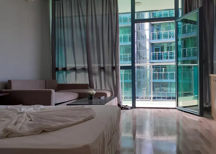 двустаен в Lägenhet *