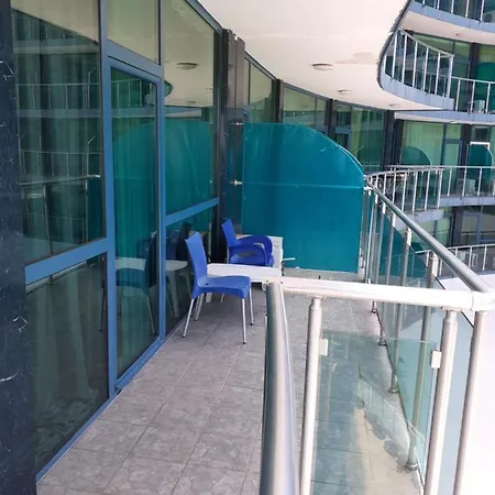 двустаен в * 프리모르스코