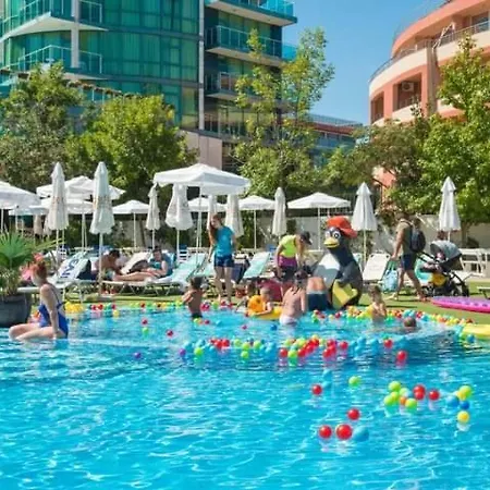 двустаен в 아파트 프리모르스코