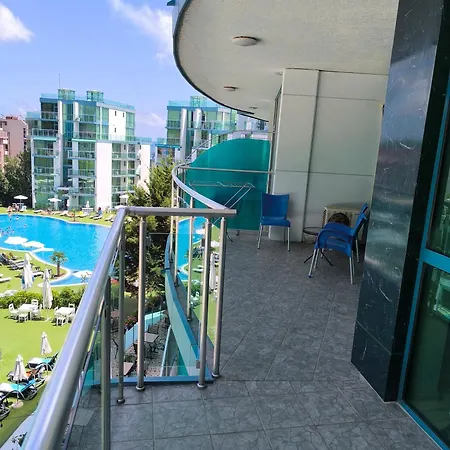 Апартамент двустаен в Приморско